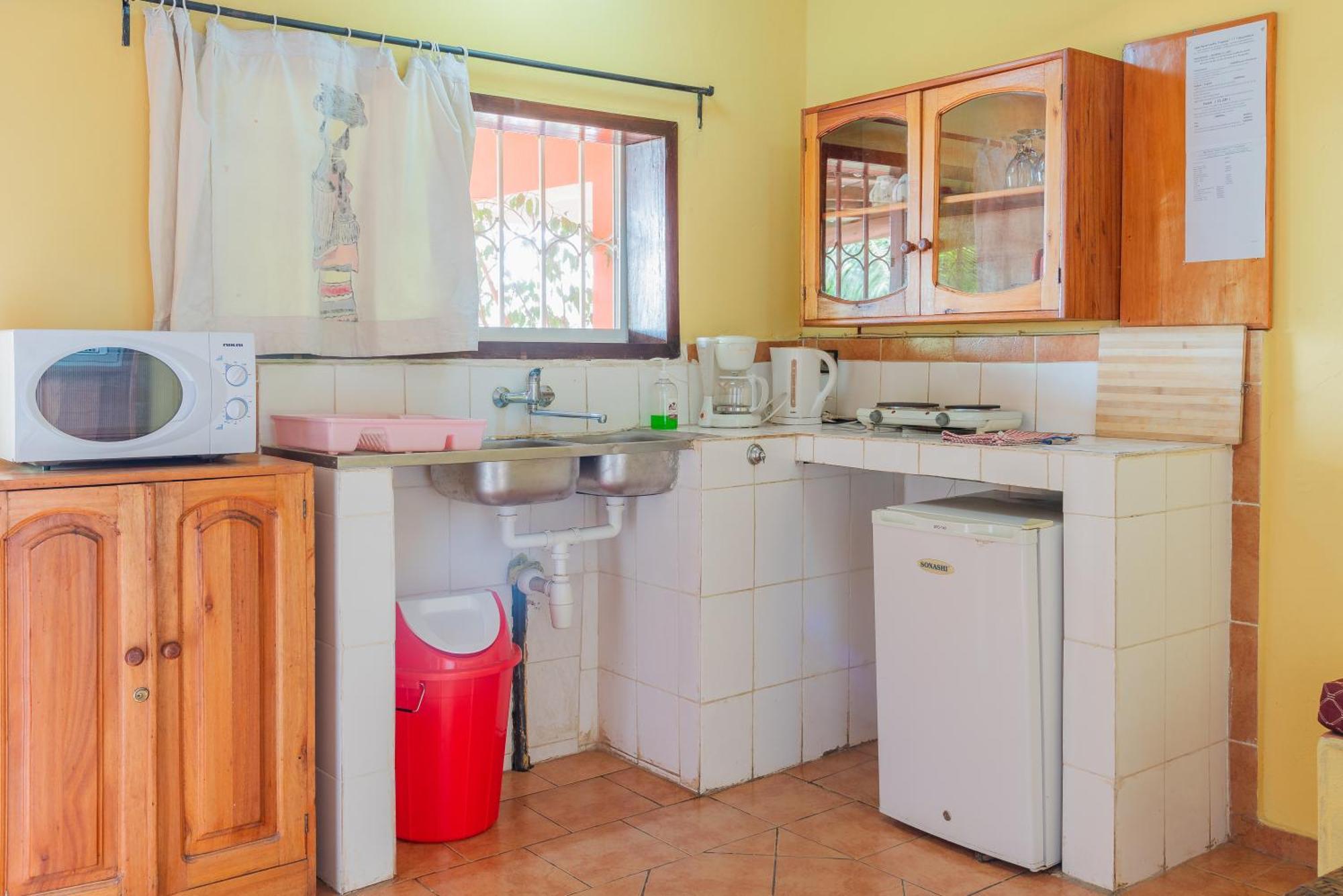 Aparthotel Jardin Tropical Bujumbura Dış mekan fotoğraf